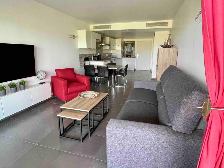 Superbe Appartement, Piscine, Vue Mer Et Montagnes Antibes Exterior foto